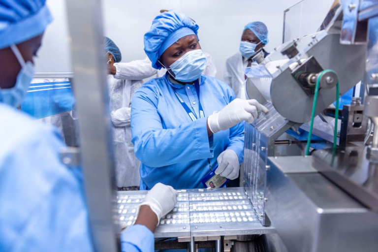 Togo 🇹🇬, Terre de Progrès : Devenez Ingénieur Pharmaceutique pour Sécuriser l&rsquo;Accès aux Médicaments